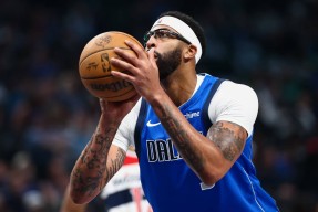 爱游戏中国体育-赛地聚焦——NBA季后赛冲刺阶段热度飙升；瓦伦西亚完成体检；态度坚定；高层口径保持一致的简单介绍